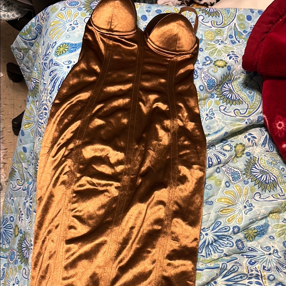 Elegant Gold Strapless Dress